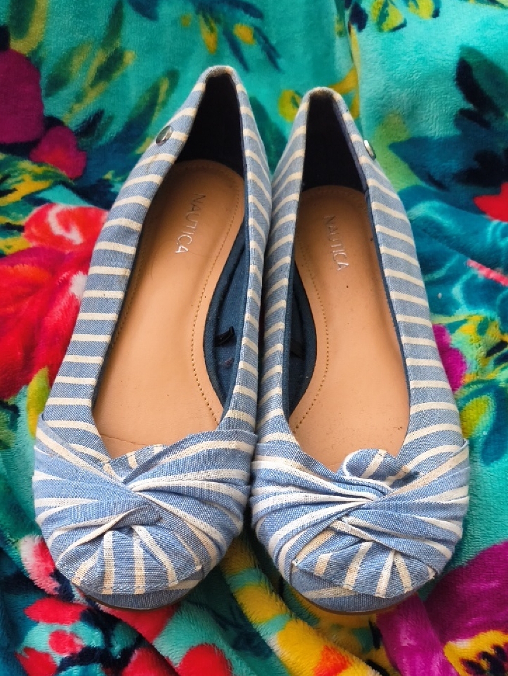 Very Cute Nautica Blue Jean And White Stripes Fats Size 7